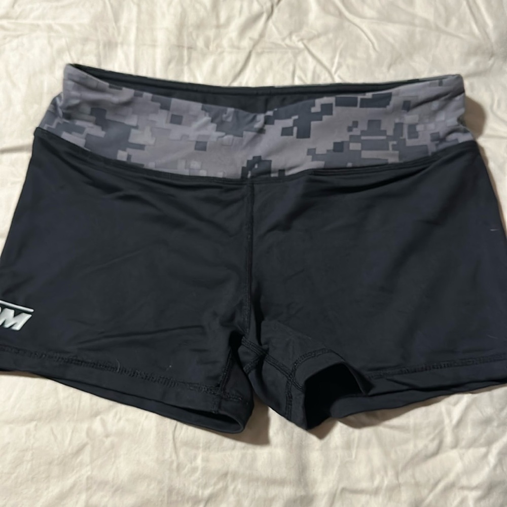 Old pair of 1st phorm booty shorts. Worn a hand full of times size medium